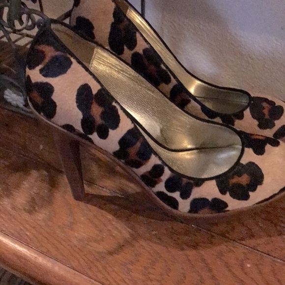 Elaine Turner leather w/leopard print shoes - Picture 4 of 8